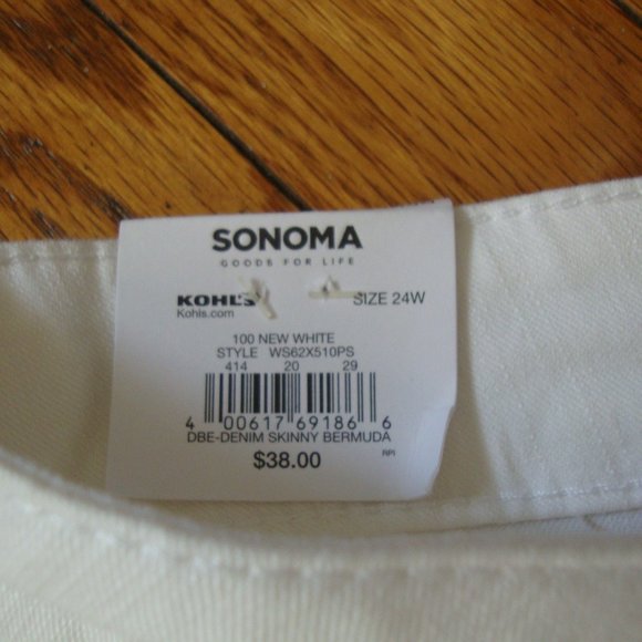 Sonoma White Mid-Rise Bermuda Shorts 24W NWT - Picture 4 of 10